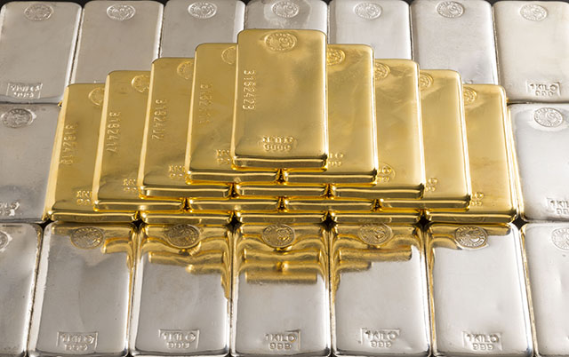 640x4801KILO gold cast bar pyramid on 1KILO silver cast bars