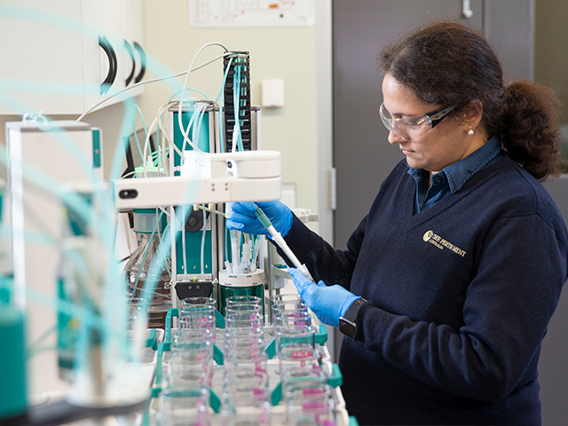 Refinery Assaying services