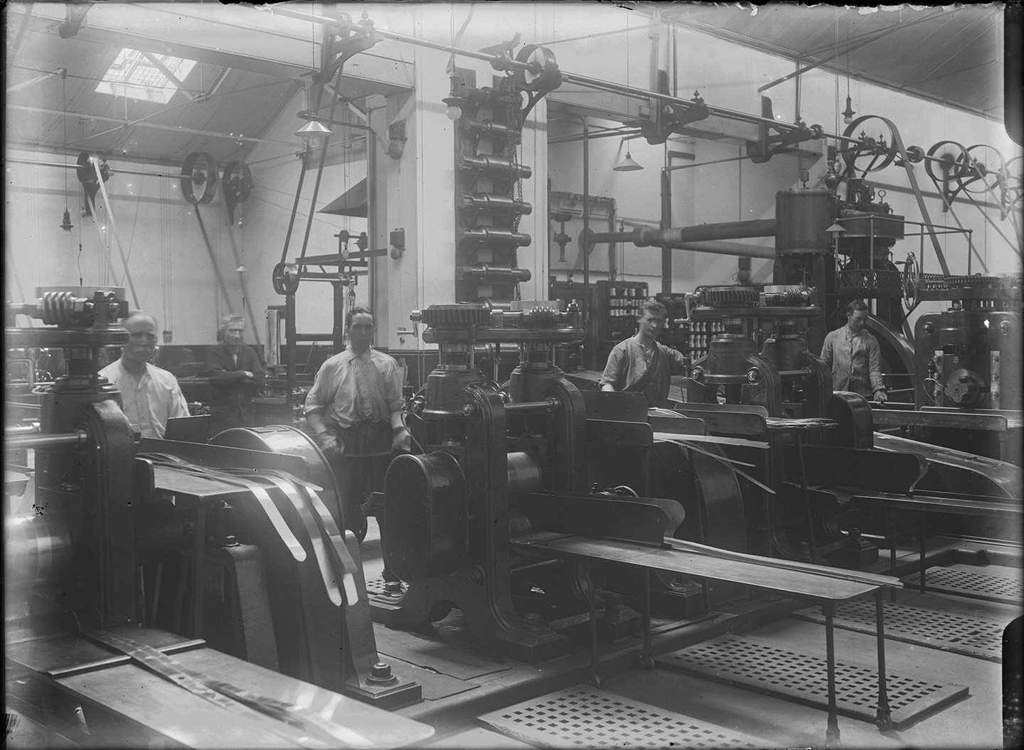 The original rolling mill and Perth Mint employees blog image1440X1055